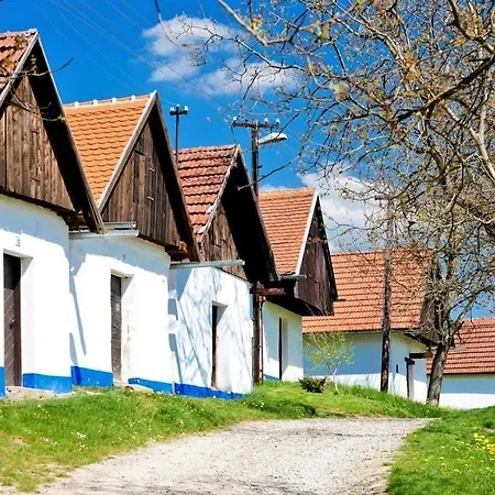 Prazdninovy Dum, Relax Ve Vlcnovskych Budach Hébergement de vacances Vlcnov