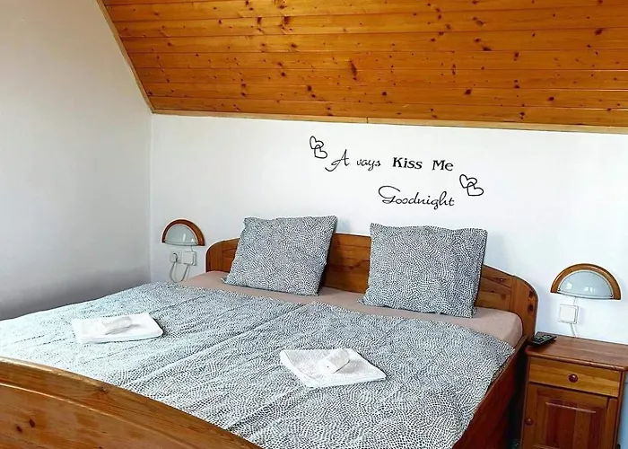 Prazdninovy Dum, Relax Ve Vlcnovskych Budach 펜션 *